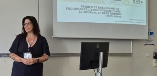 Professora da Linha 1 do PPEdu Leva Pesquisa Brasileira para Congresso Internacional de História da Educação na França